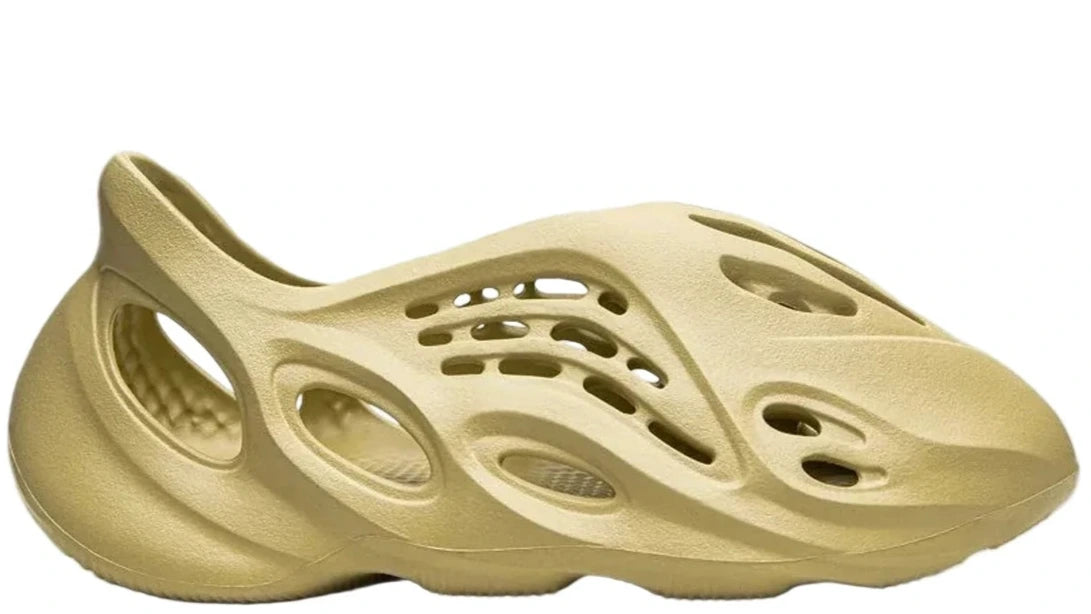 Adidas Yeezy Yeezy Foam Runner Sulphur