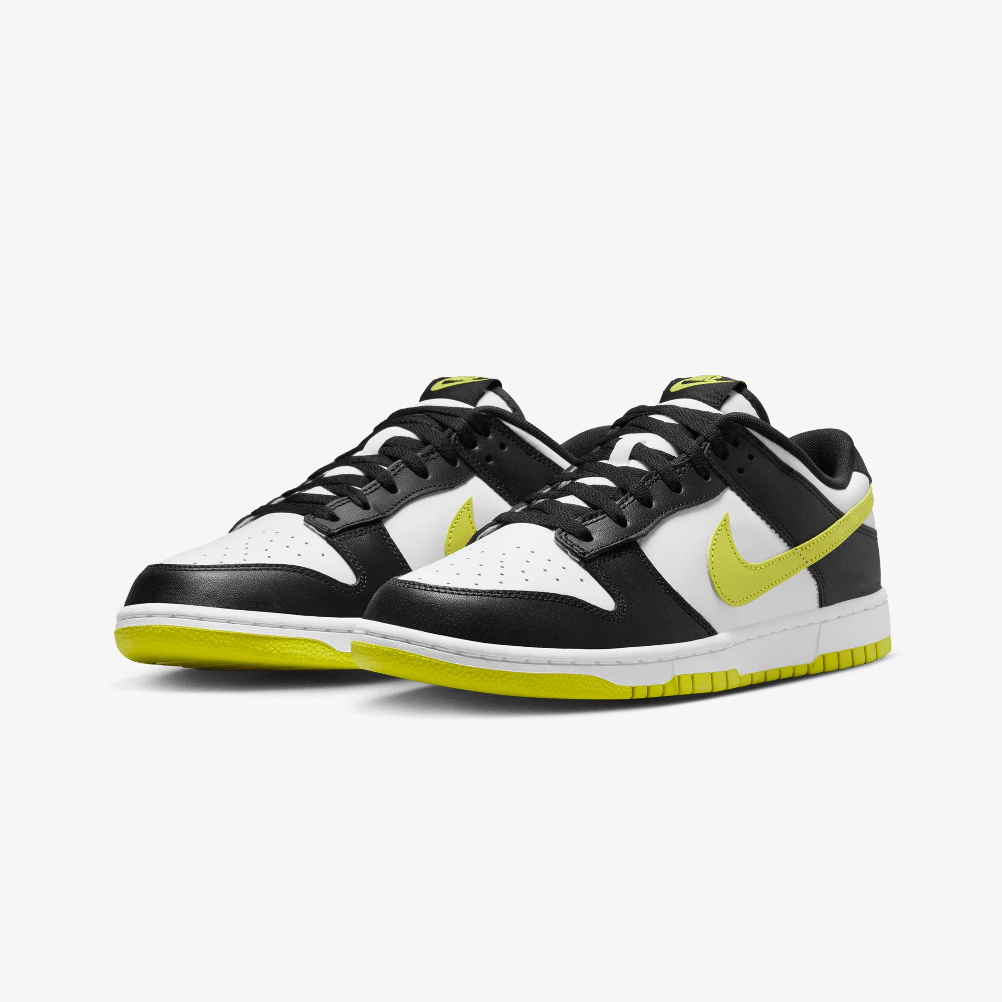 Nike Dunk Low Rare “Bright Cactus”