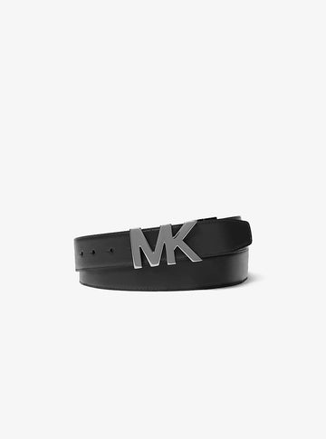 Michael Kors Reversible Signature Logo And Leather Belt Black in Black – Logo Side – Flat Lay