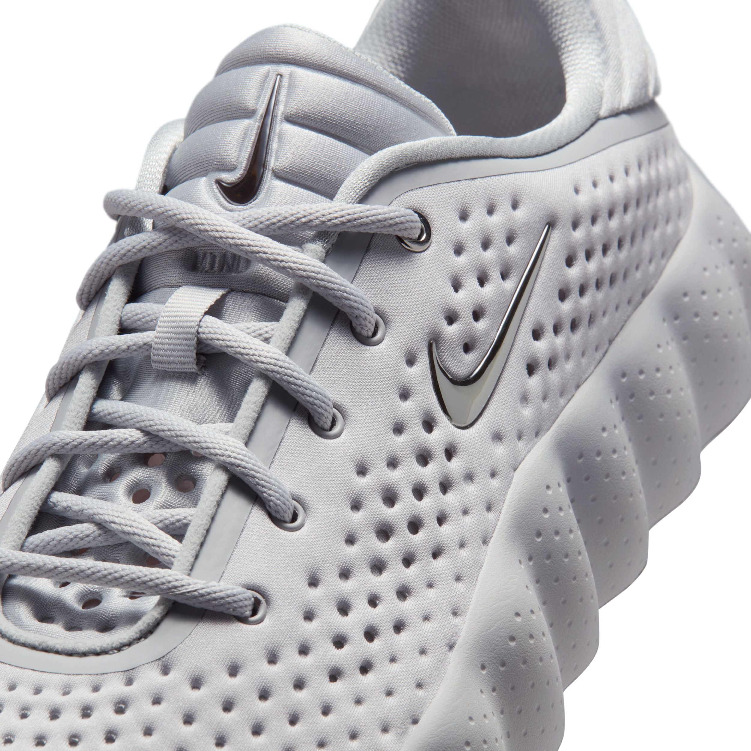 Nike Mind 002 Sneakers – Detail View