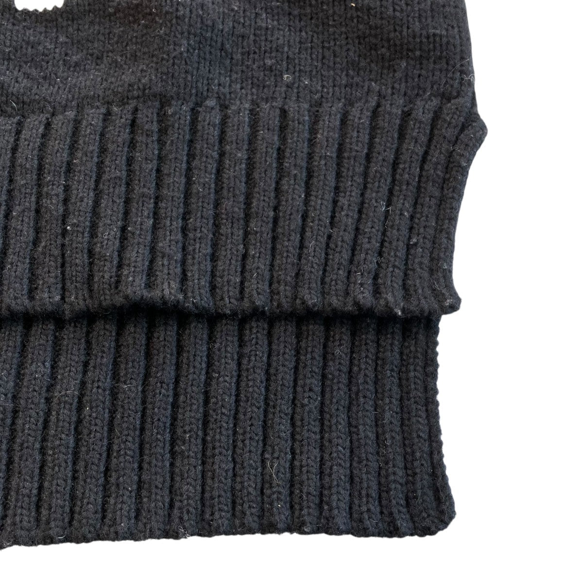 Off-White Turtleneck Knit White/Black - Pre-owned