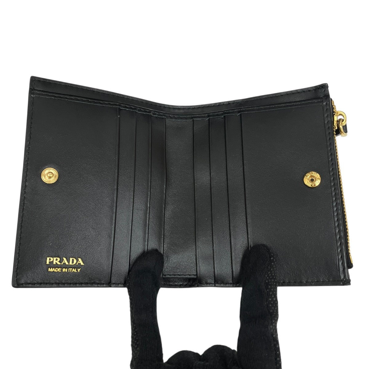 Prada Saffiano Triangolo Bifold Wallet Black / Gold - Pre-owned