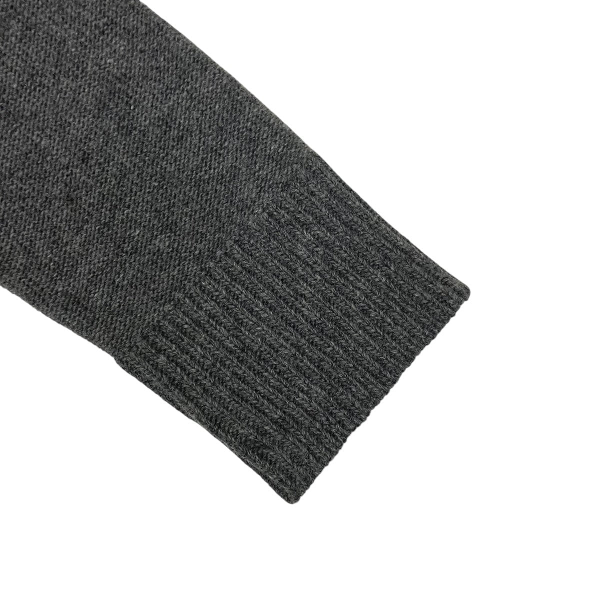 Off-White Knit Gray - Pre-owned