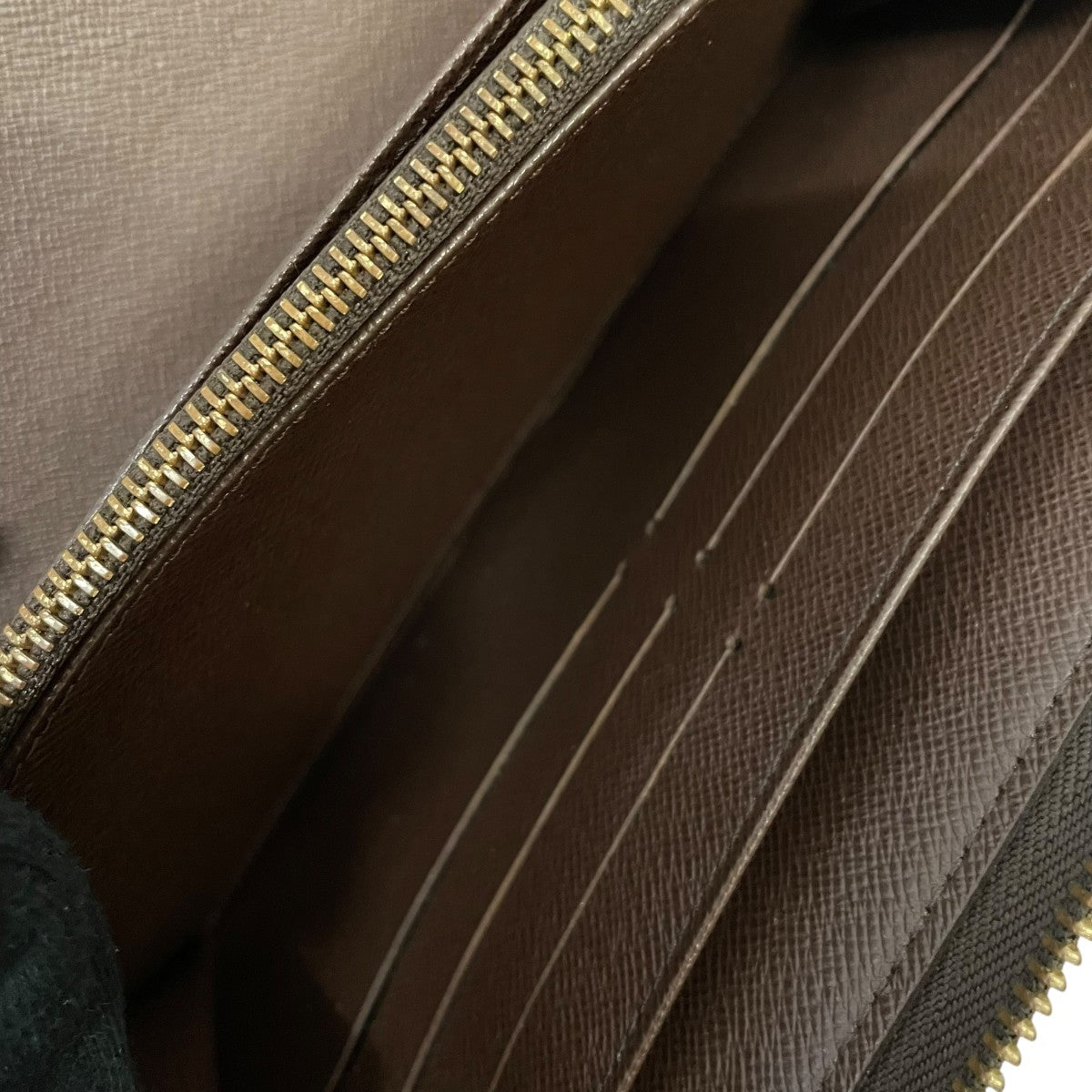Louis Vuitton Damier Zippy Organizer Round Zipper Wallet Brown - Pre-owned