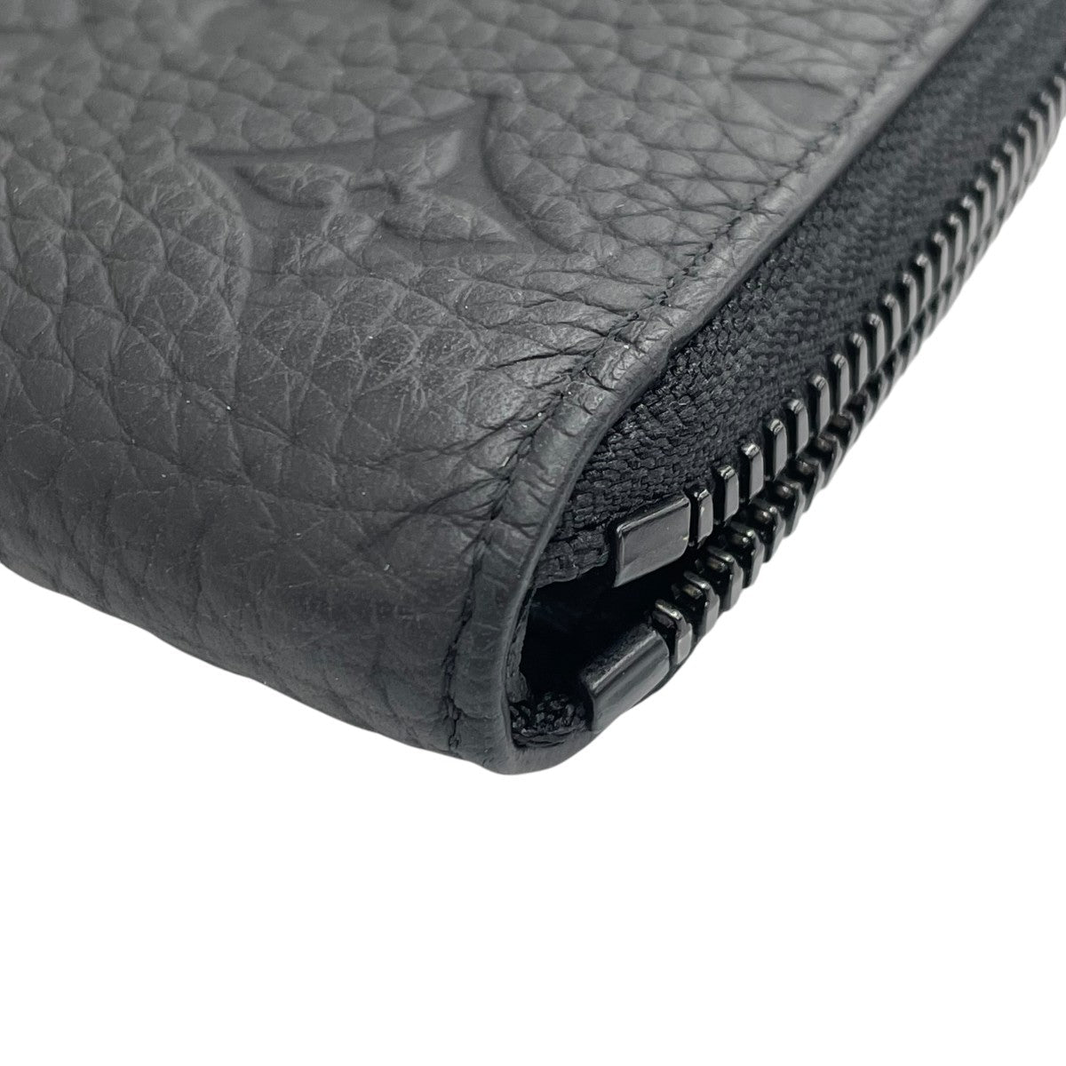Louis Vuitton Zippy Wallet Vertical Round Long Wallet Black - Pre-owned