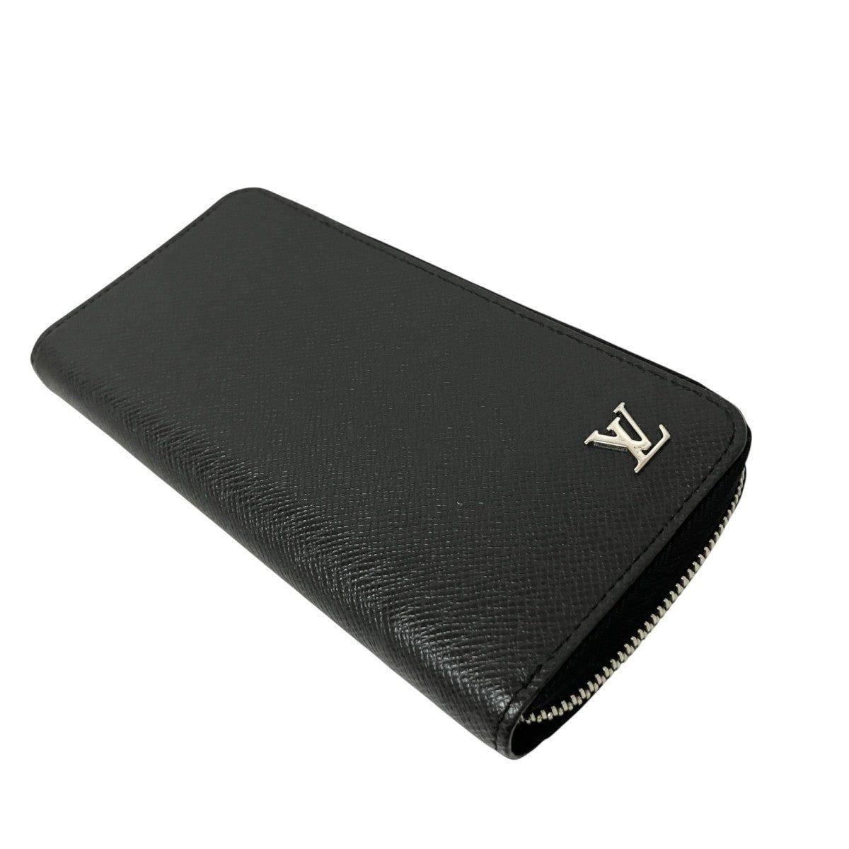Louis Vuitton Taiga Zippy Wallet Vertical Round Zip Long Wallet Black - Pre-owned