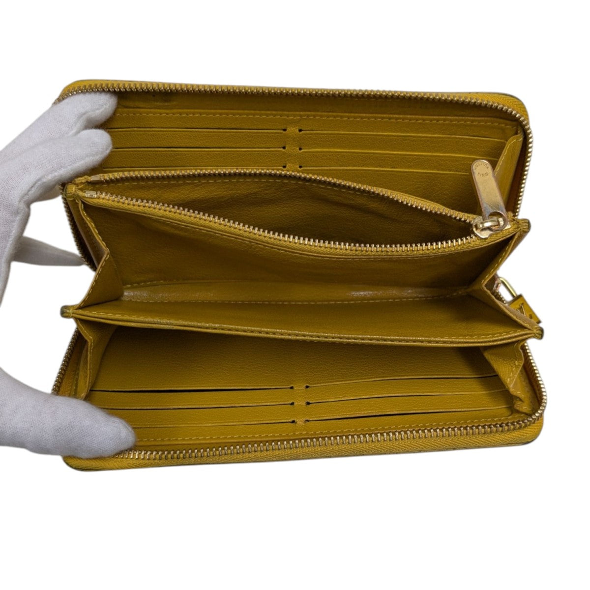 Louis Vuitton Long Wallet Yellow - Pre-owned