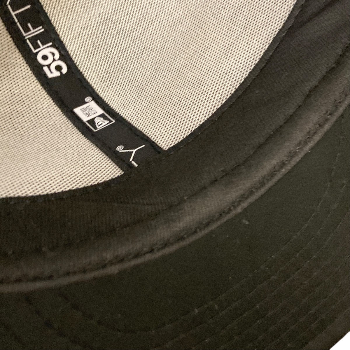 Supreme x New Era Windstopper Earflap Box Logo Cap Black (FW20) - Pre-owned