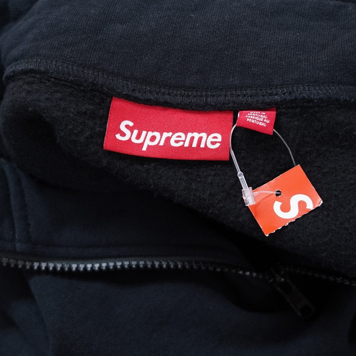 Supreme Small Box Half Zip Pullover Black (SS25) - Pre-owned
