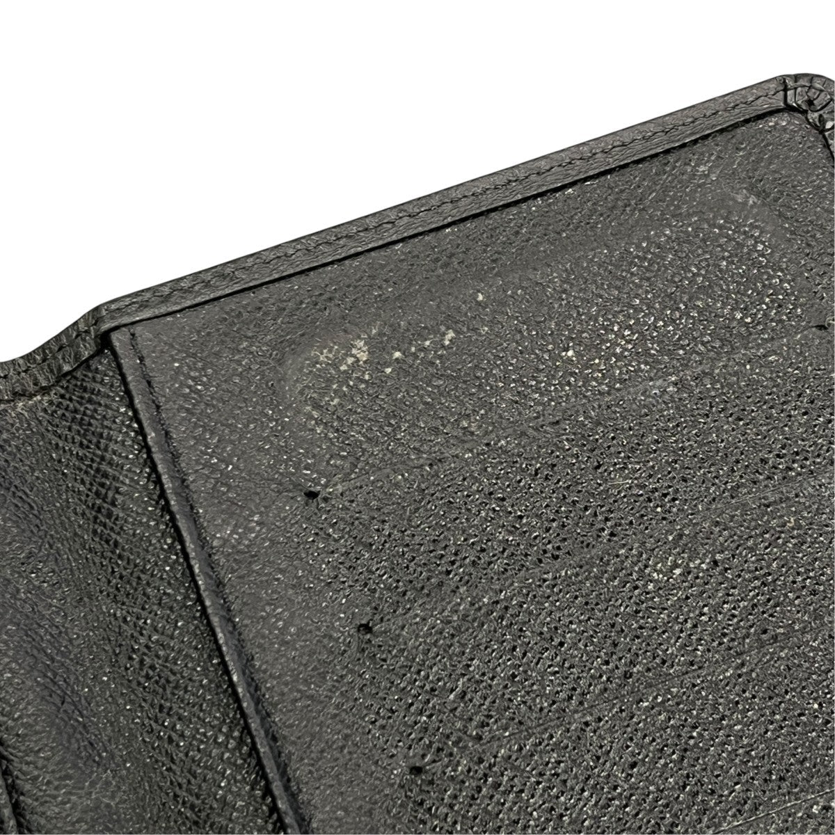 Louis Vuitton Porto Valeur Cult Credit Taiga Bill Purse Black - Pre-owned