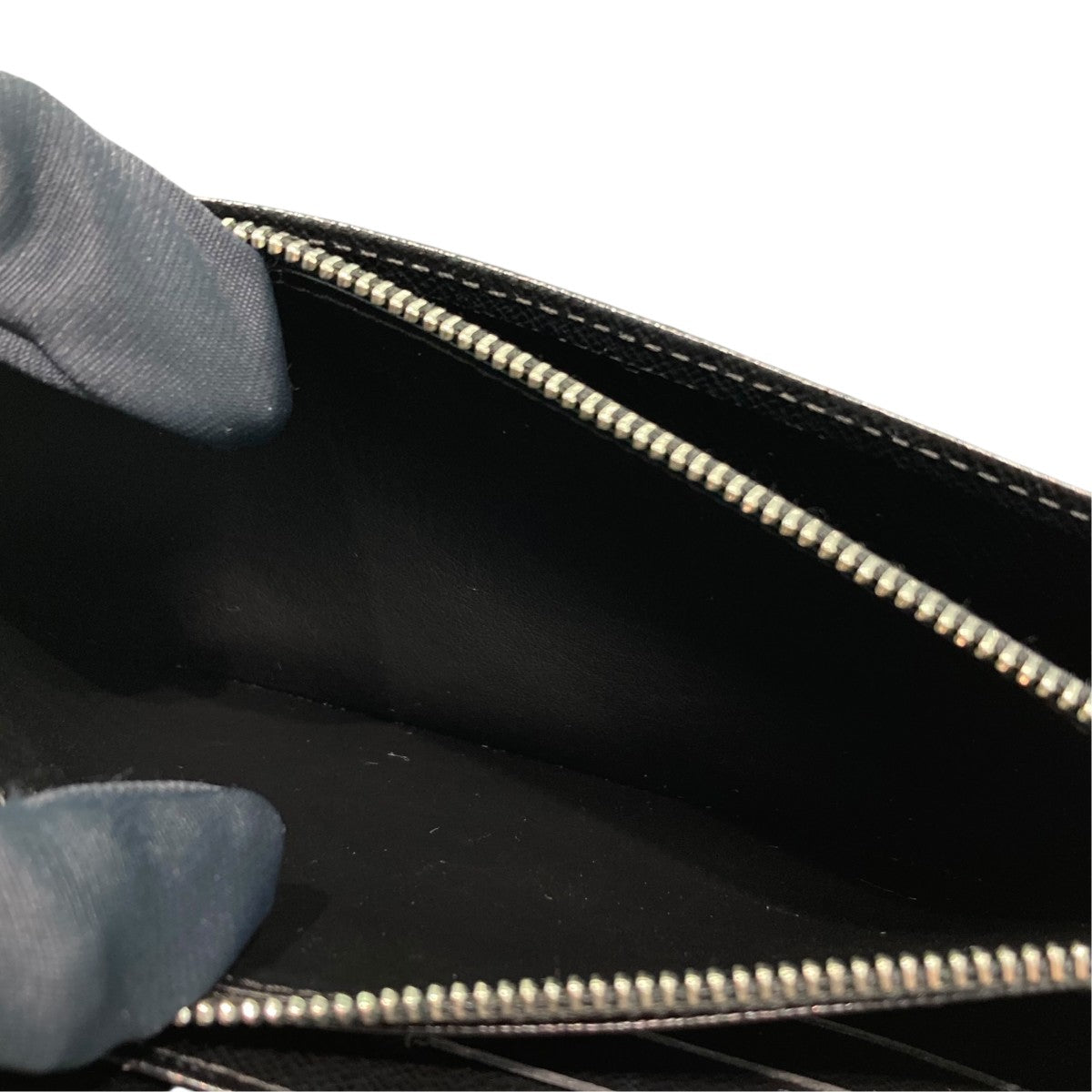 Louis Vuitton Zippy Organizer Long Wallet Black - Pre-owned