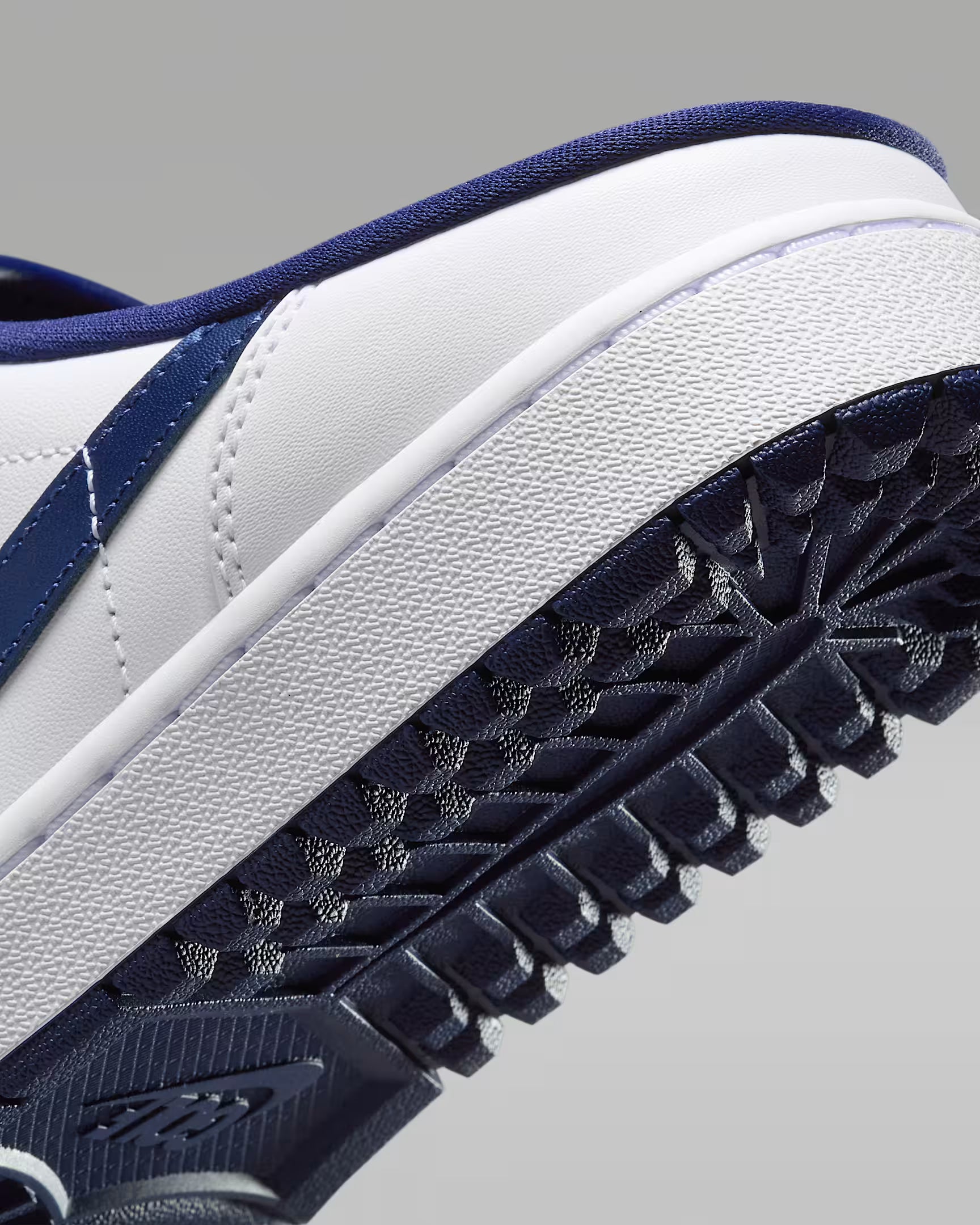 Air Jordan 1 Mule Golf White Midnight Navy